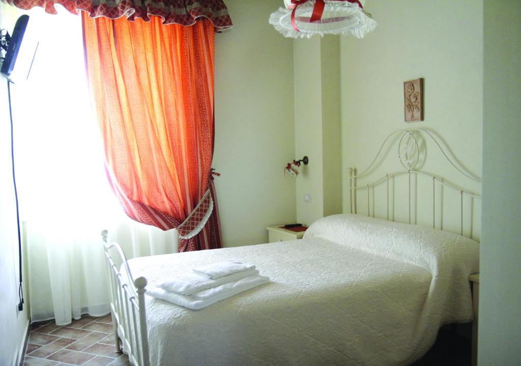 Agriturismo San Lorenzo Serre Di Rapolano Quarto foto